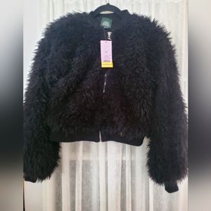 Womens XS Faux Fur Jacket -New